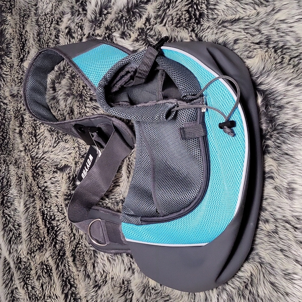Pet sling carrier